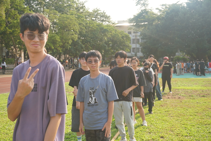 61週年校慶運動會-班際男、女混合15人制拔河賽圖片