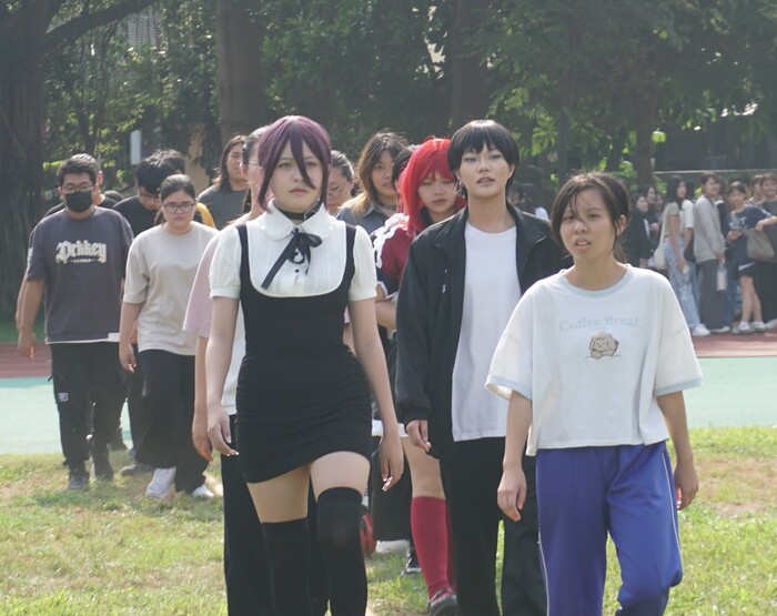 61週年校慶運動會-班際男、女混合15人制拔河賽圖片